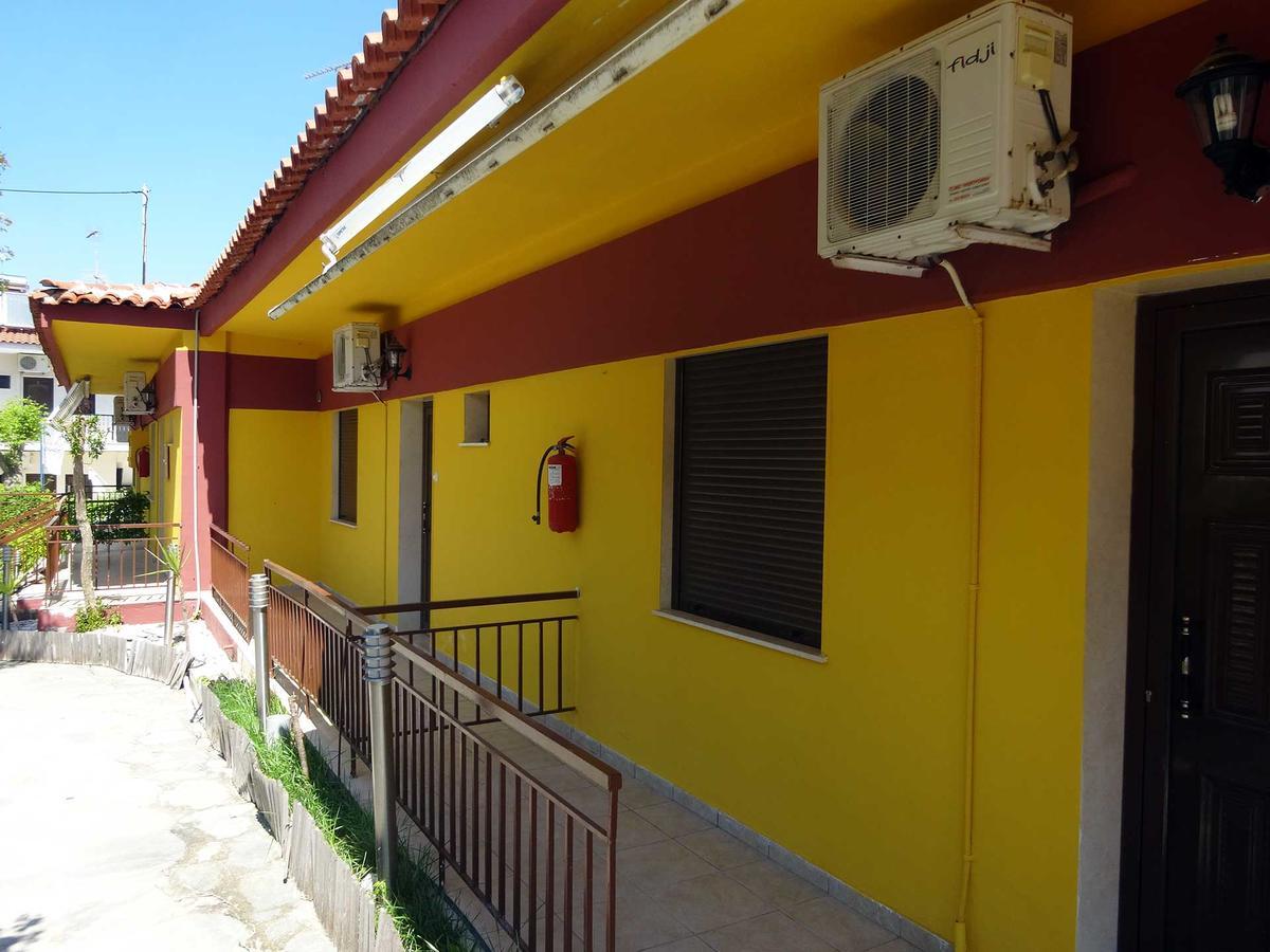 Villa Maria Apartments Polychrono Exterior foto