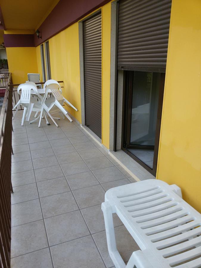 Villa Maria Apartments Polychrono Exterior foto